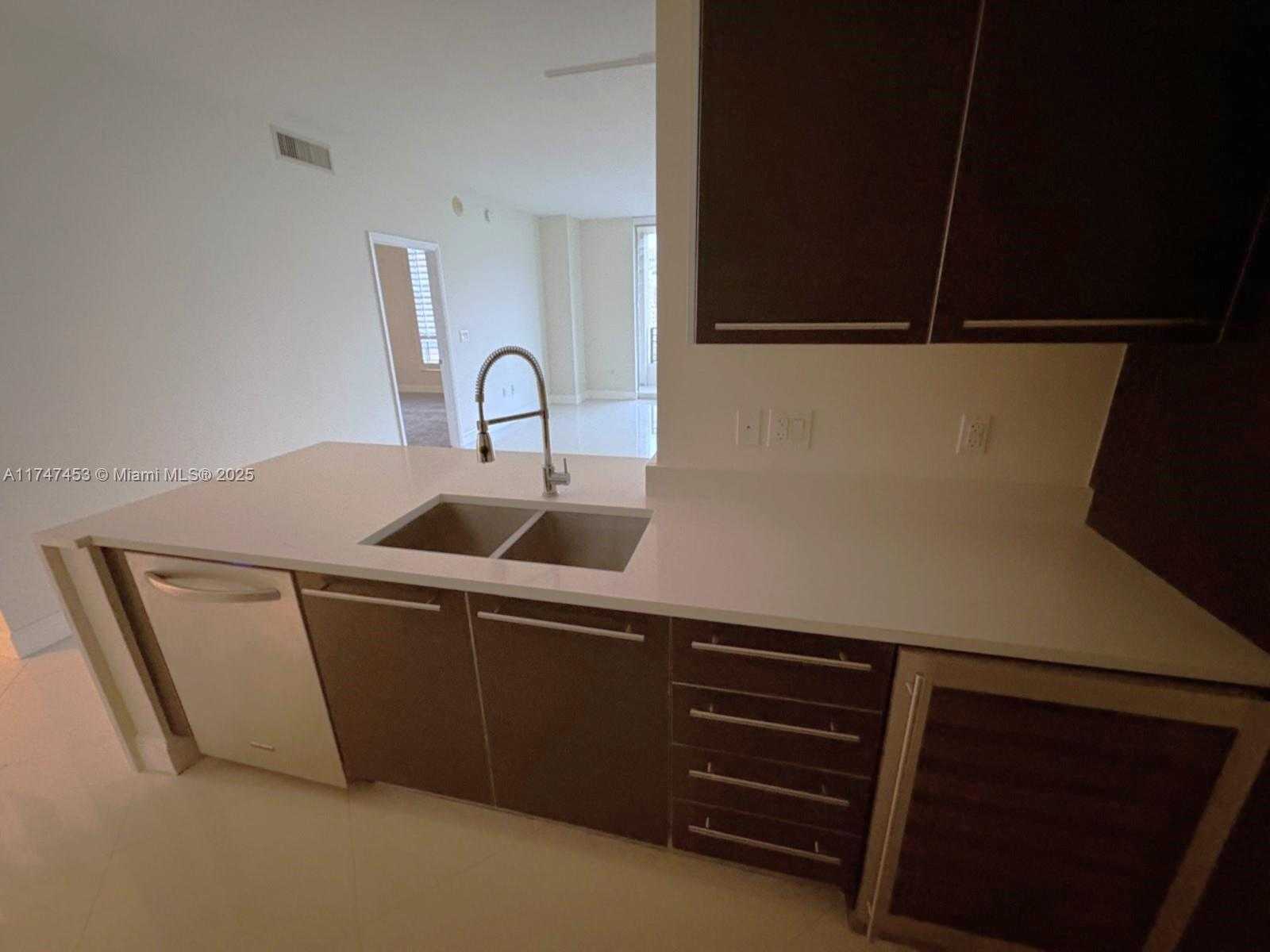 Small Image of 550 OKEECHOBEE BLVD #1417, West Palm Beach Number 24