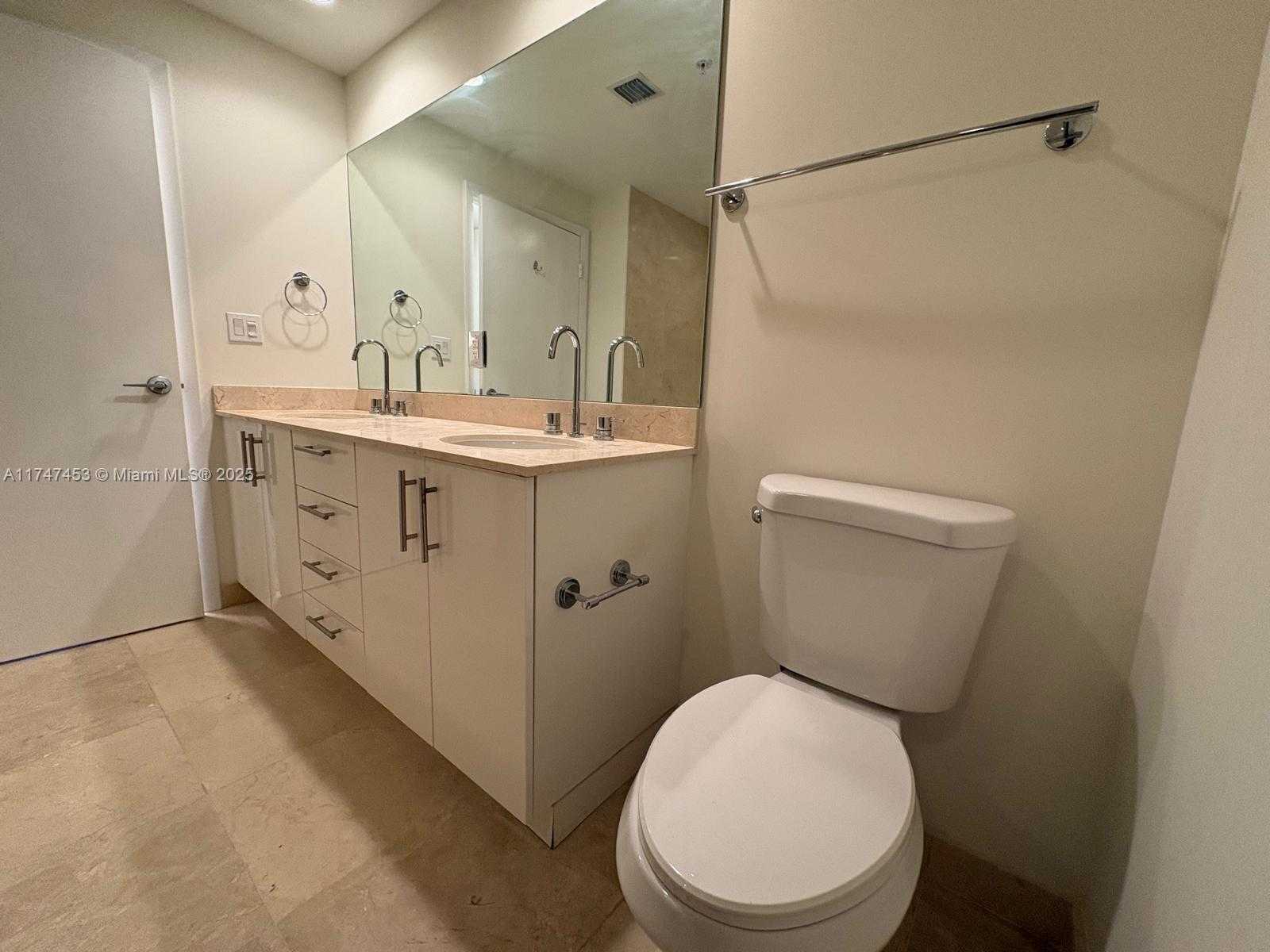Small Image of 550 OKEECHOBEE BLVD #1417, West Palm Beach Number 56