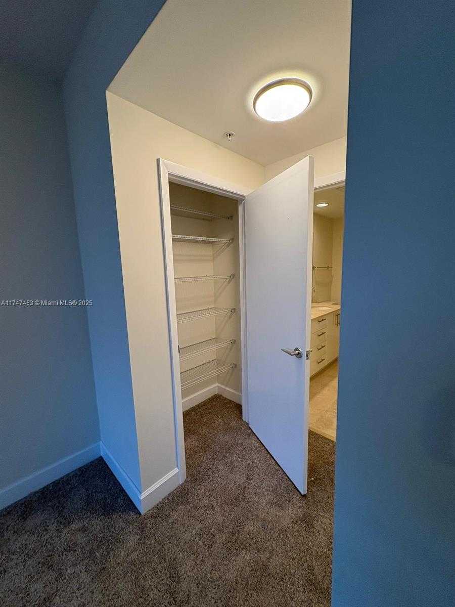 Small Image of 550 OKEECHOBEE BLVD #1417, West Palm Beach Number 57