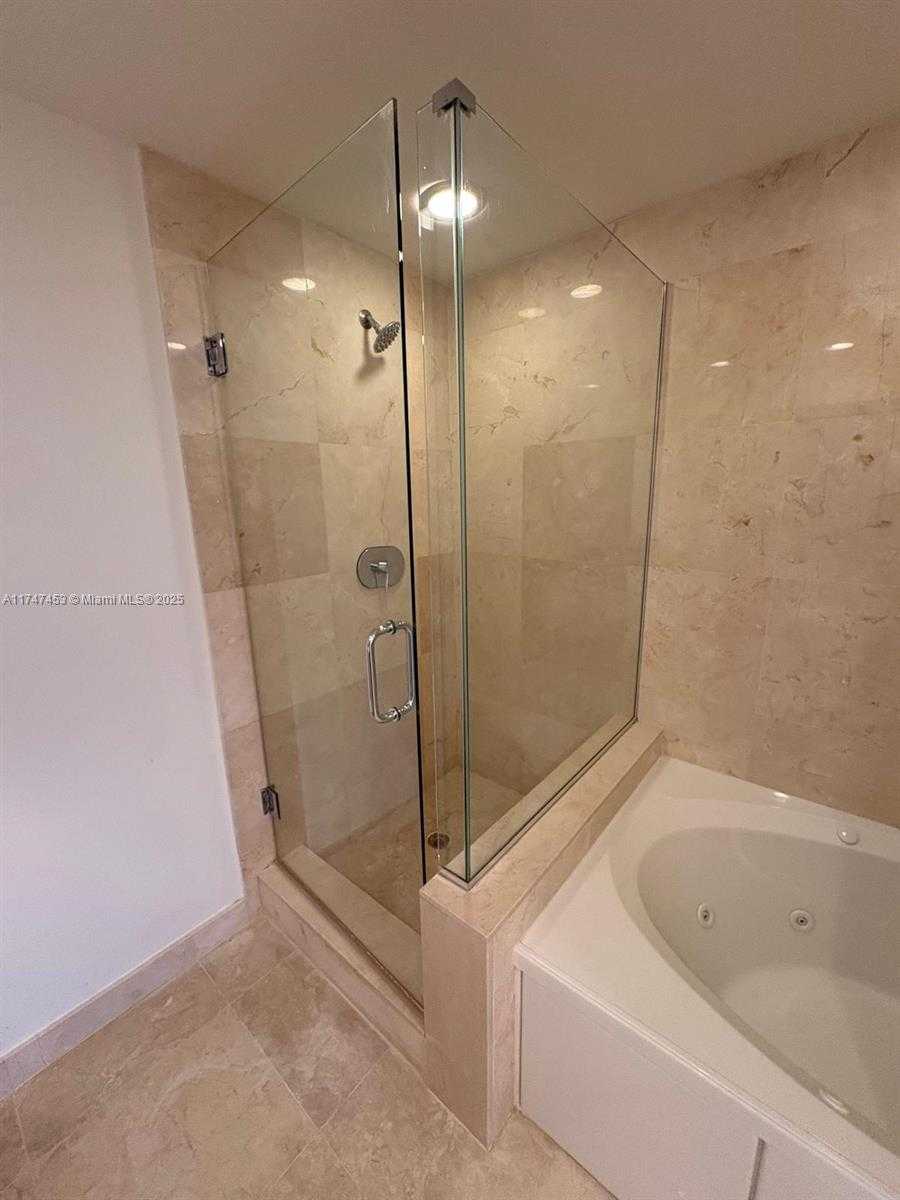 Small Image of 550 OKEECHOBEE BLVD #1417, West Palm Beach Number 60