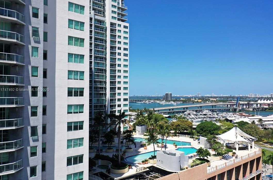 Small Image of 253 NORTH EAST 2ND ST #3202, Miami Number 4