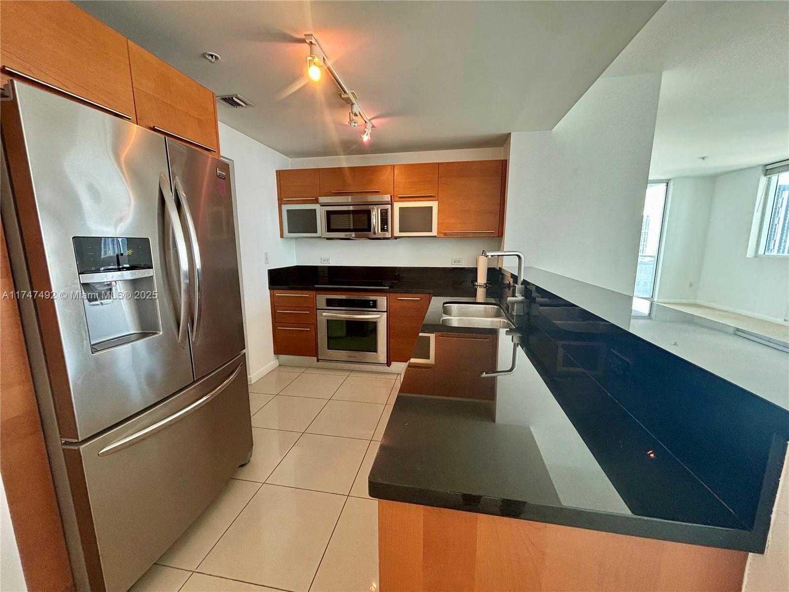 Small Image of 253 NORTH EAST 2ND ST #3202, Miami Number 9