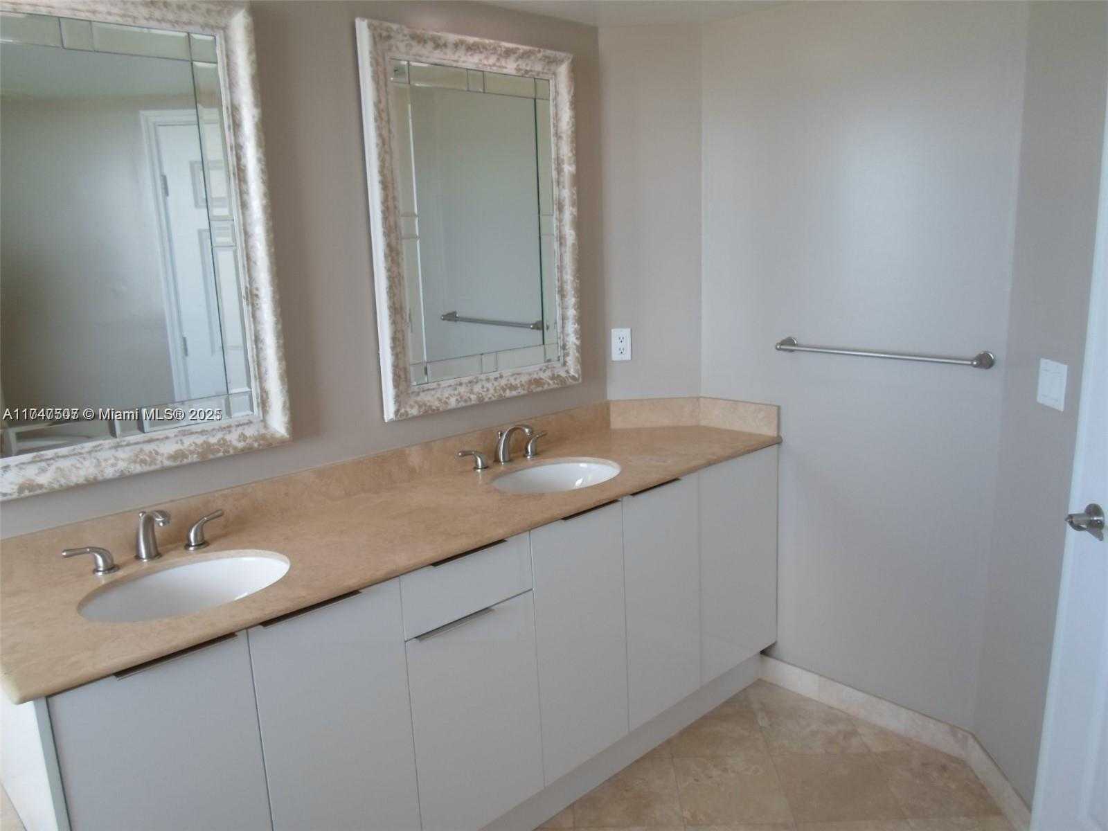 Small Image of 1745 EAST HALLANDALE BEACH BLVD #1907W, Hallandale Beach Number 17