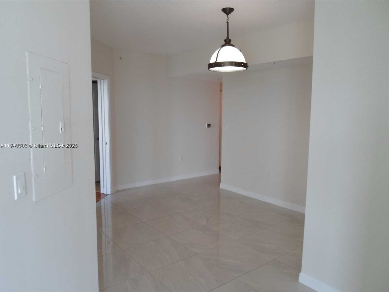 Small Image of 1745 EAST HALLANDALE BEACH BLVD #1907W, Hallandale Beach Number 7
