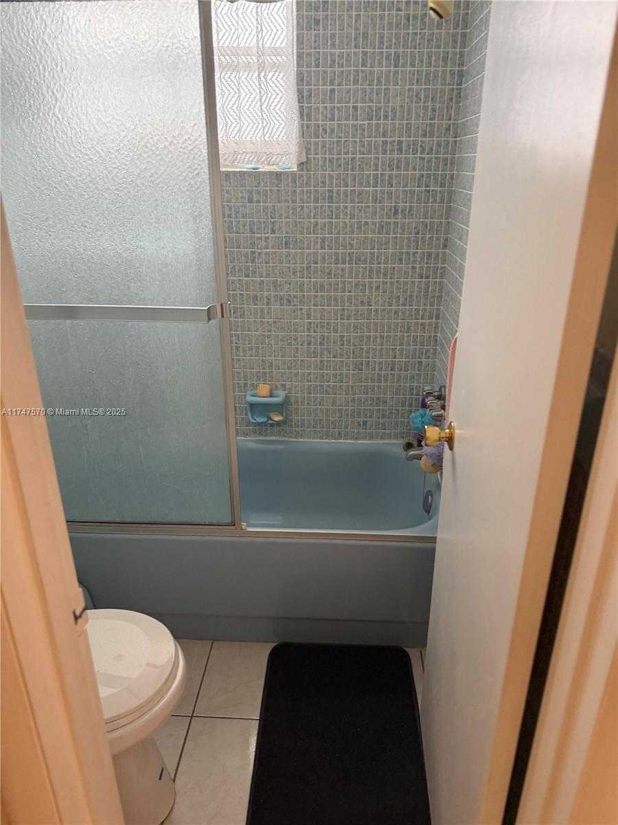 Small Image of 18555 NORTH EAST 14TH AVE #618, Miami Number 14