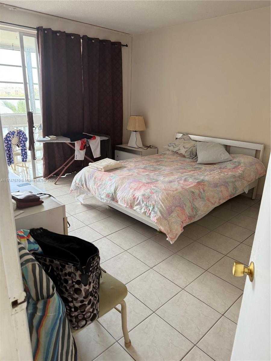 Small Image of 18555 NORTH EAST 14TH AVE #618, Miami Number 9