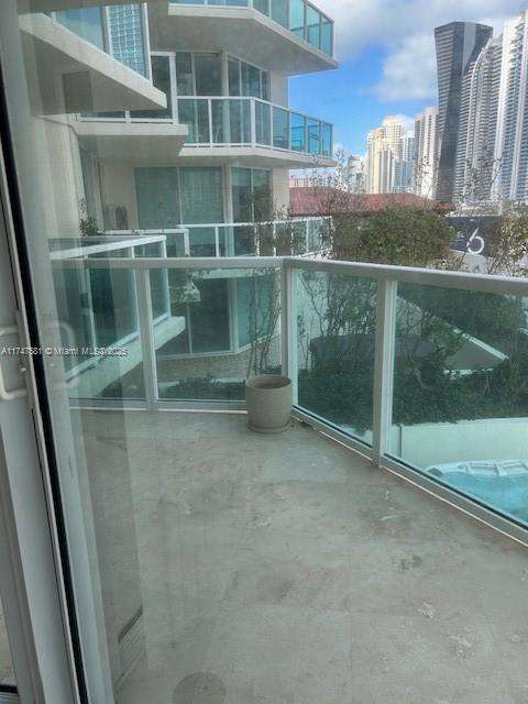 Small Image of 150 Sunny Isles Blvd, Sunny Isles Beach, FL 33160, USA Number 19
