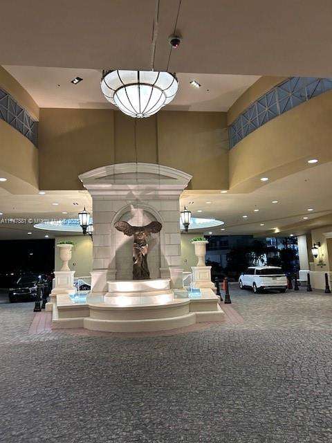 Small Image of 150 Sunny Isles Blvd, Sunny Isles Beach, FL 33160, USA Number 2