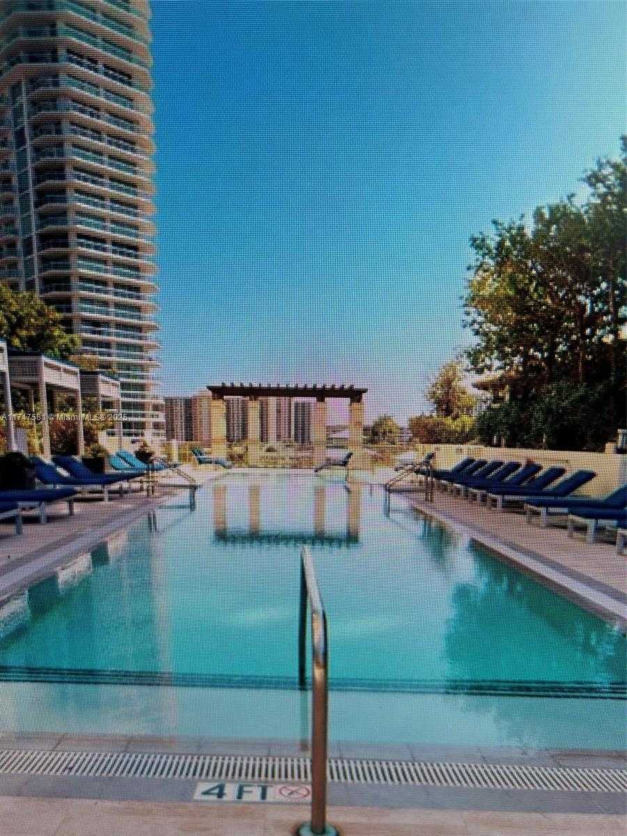 Small Image of 150 Sunny Isles Blvd, Sunny Isles Beach, FL 33160, USA Number 21