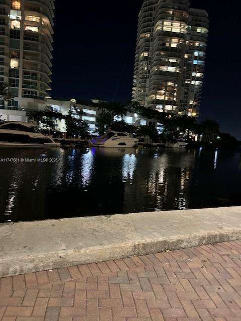 Small Image of 150 Sunny Isles Blvd, Sunny Isles Beach, FL 33160, USA Number 4