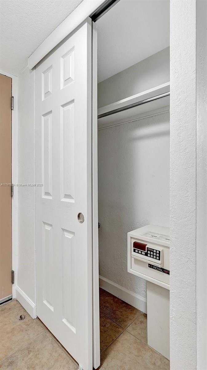 Small Image of 19201 COLLINS AVE #223, Sunny Isles Beach Number 19