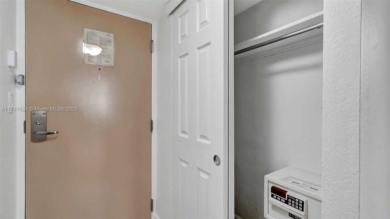 Small Image of 19201 COLLINS AVE #223, Sunny Isles Beach Number 21