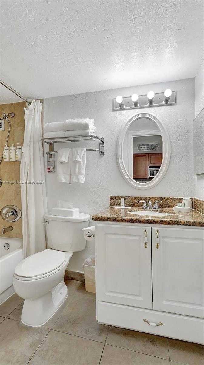 Small Image of 19201 COLLINS AVE #223, Sunny Isles Beach Number 24