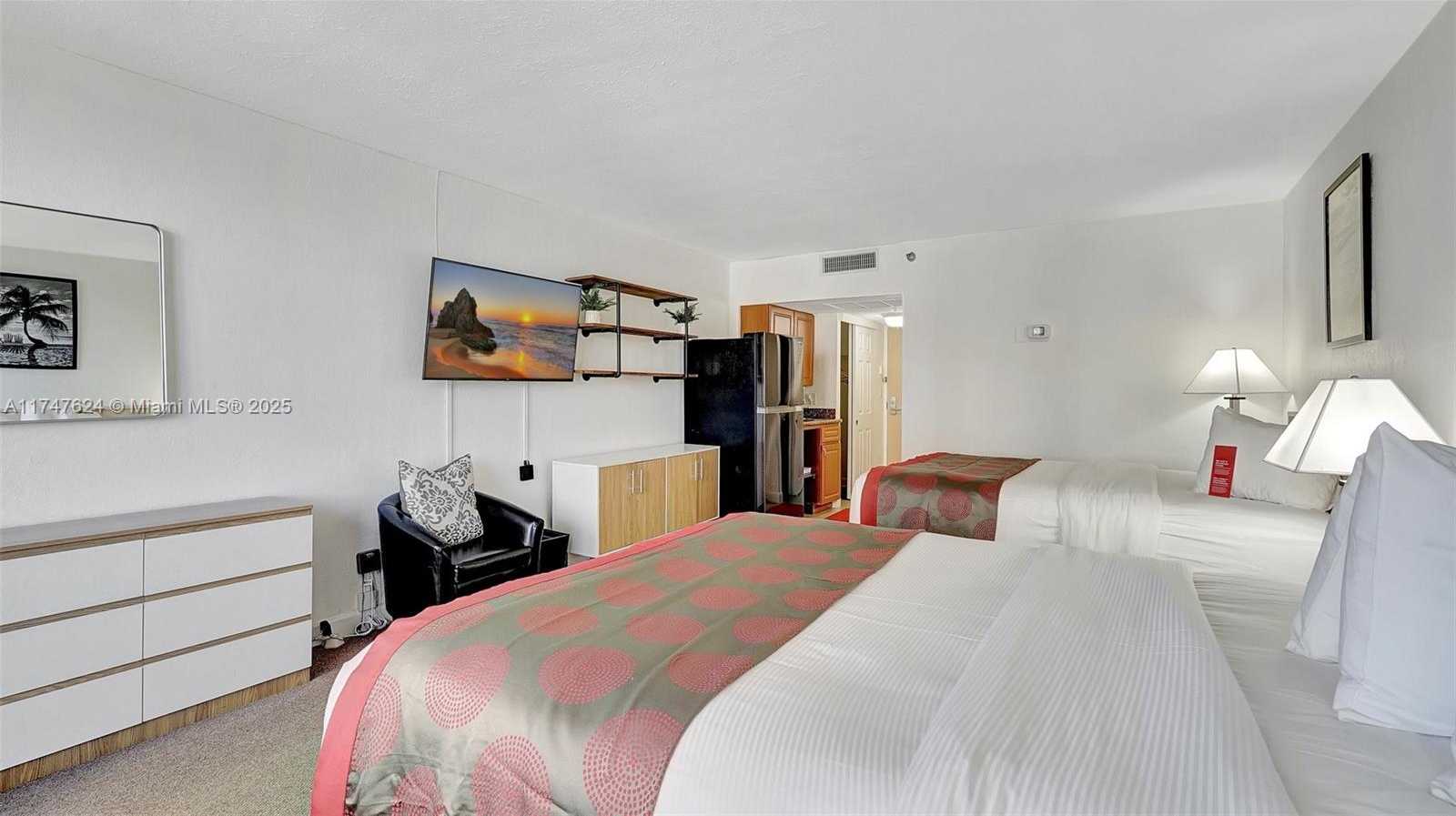 Small Image of 19201 COLLINS AVE #223, Sunny Isles Beach Number 34