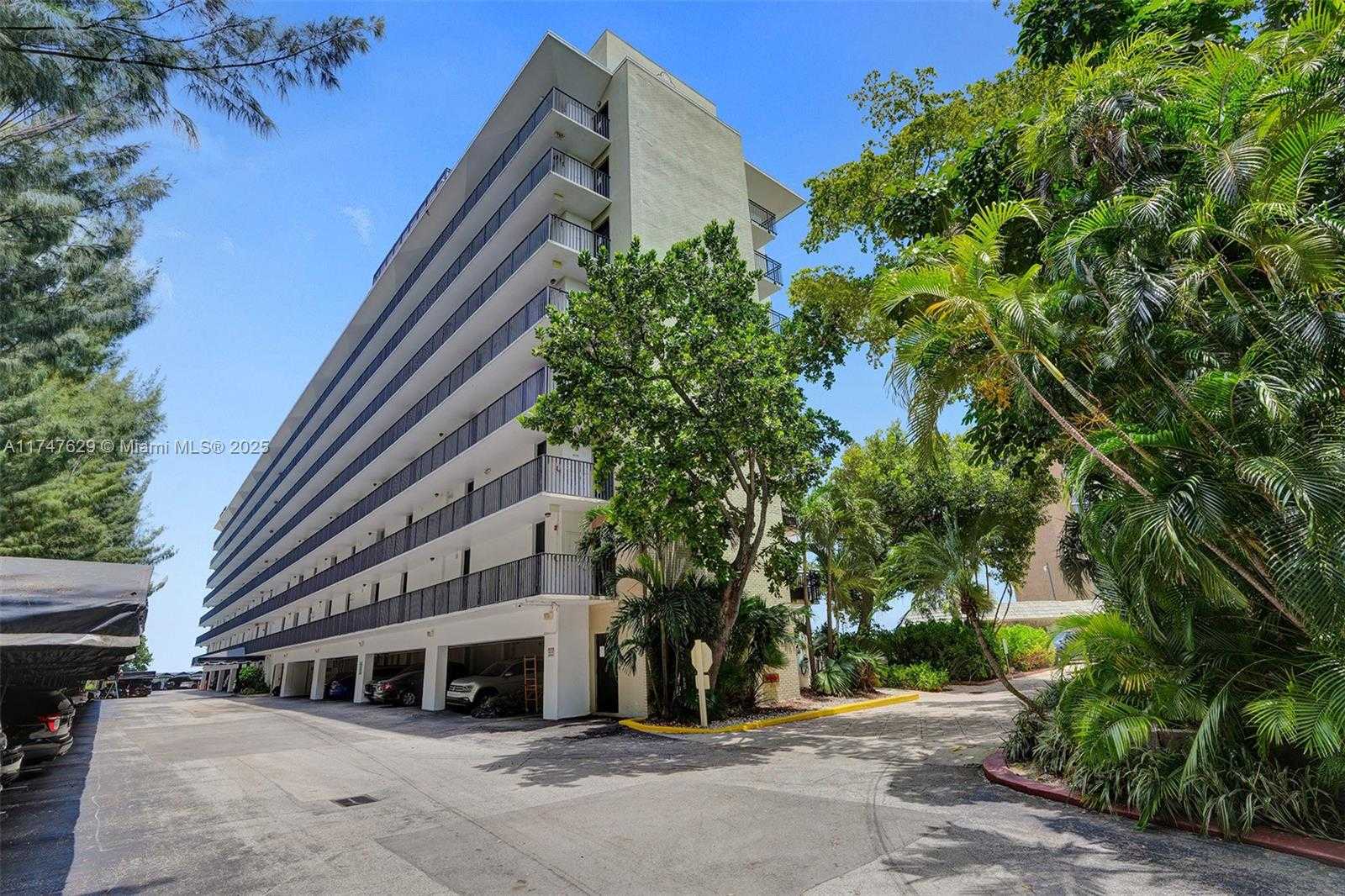 Small Image of 770 NORTH EAST 69TH ST #1F, Miami Number 2