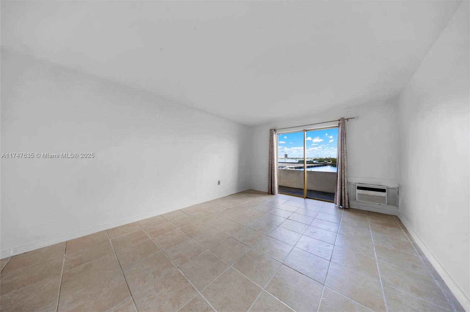 Small Image of 7904 WEST DR #203, North Bay Village Number 24
