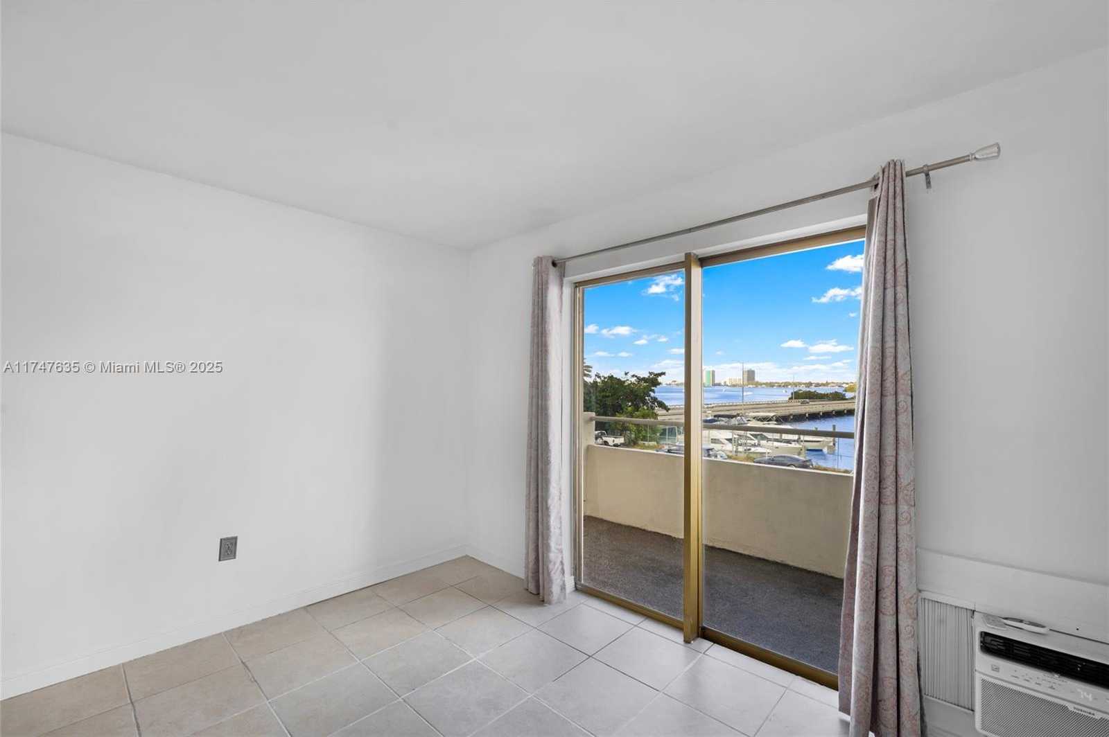 Small Image of 7904 WEST DR #203, North Bay Village Number 25
