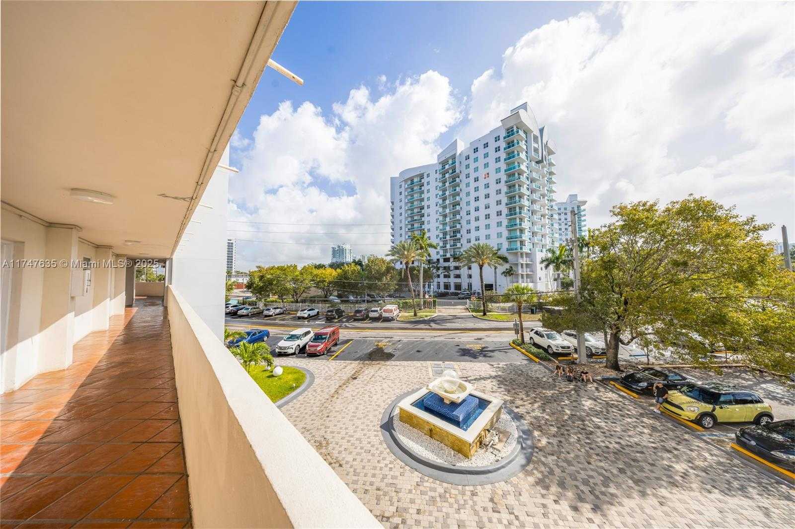 Small Image of 7904 WEST DR #203, North Bay Village Number 4