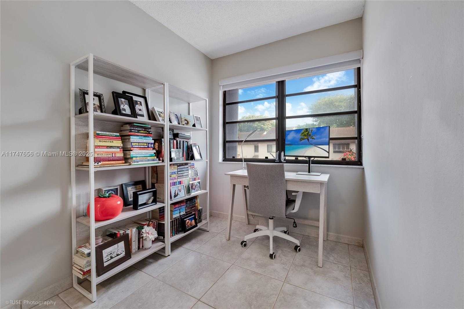 Small Image of 13350 SOUTH WEST 88TH TER #E, Miami Number 12