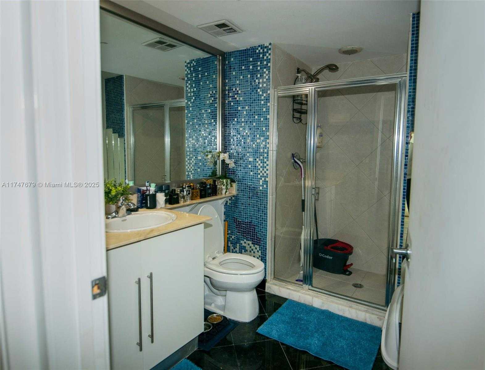 Small Image of 325 SOUTH BISCAYNE BLVD #4115, Miami Number 15