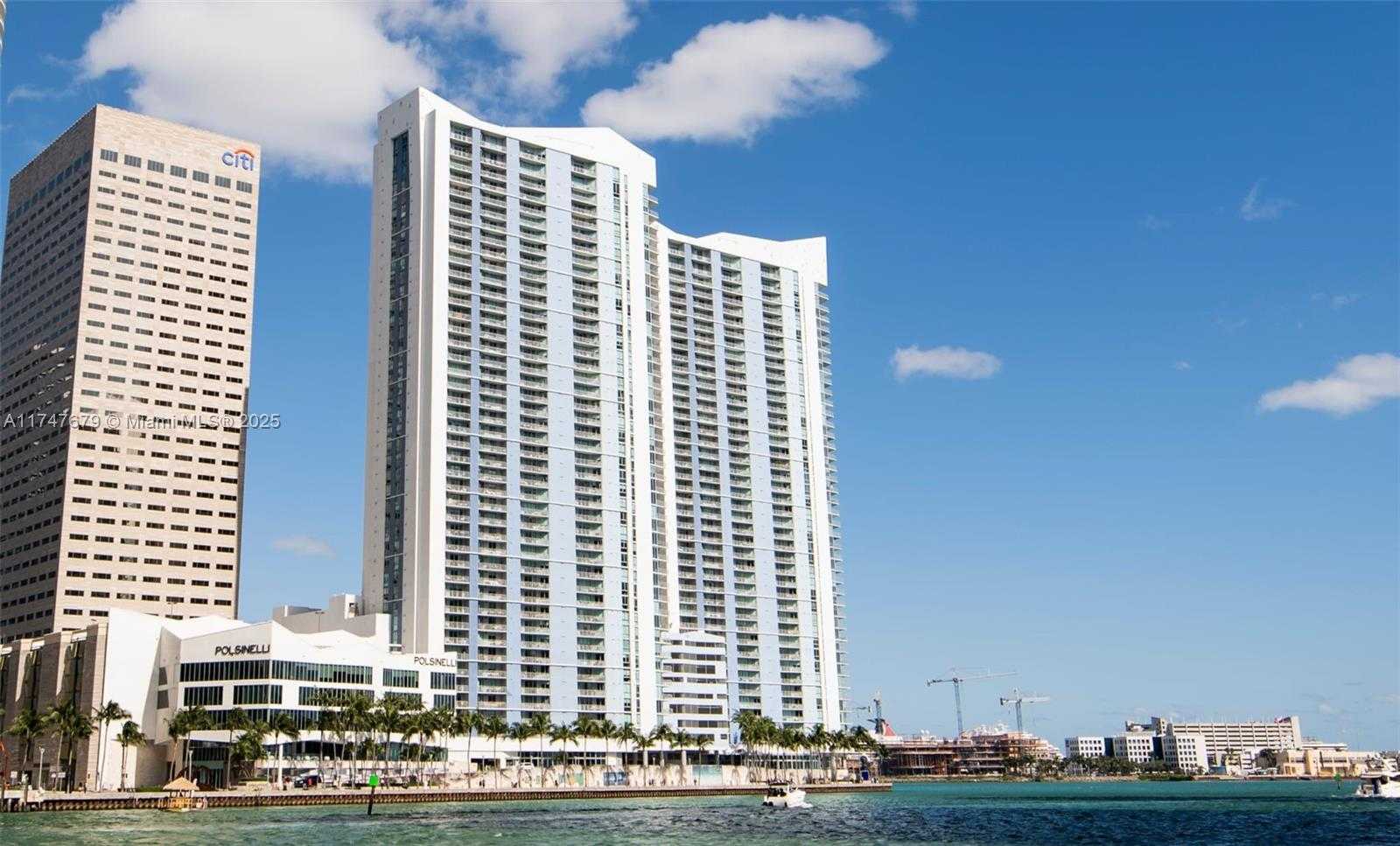 Small Image of 325 SOUTH BISCAYNE BLVD #4115, Miami Number 6