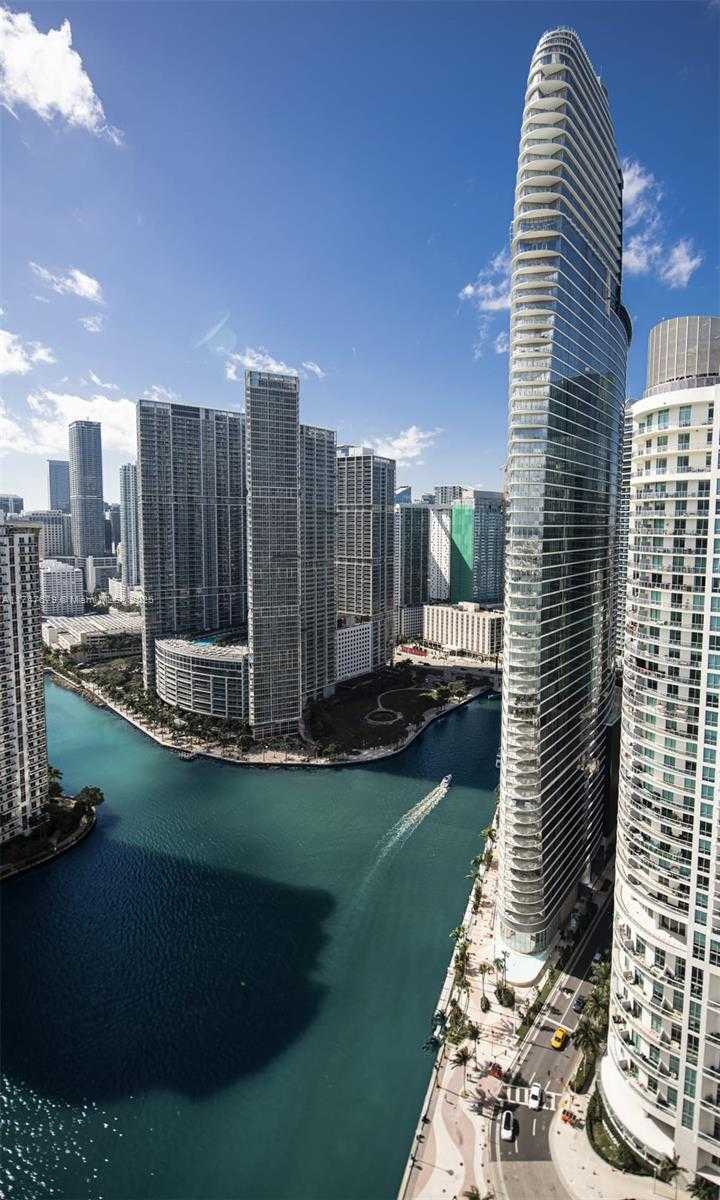 Small Image of 325 SOUTH BISCAYNE BLVD #4115, Miami Number 9