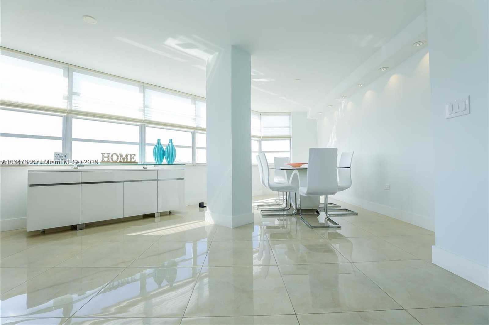 Small Image of 7135 COLLINS AVE #735, Miami Beach Number 11