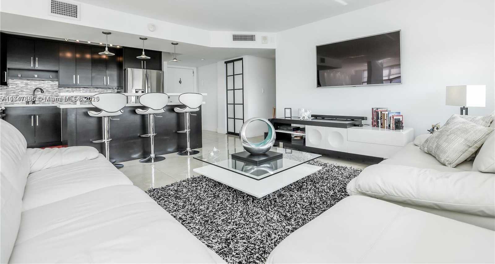 Small Image of 7135 COLLINS AVE #735, Miami Beach Number 9