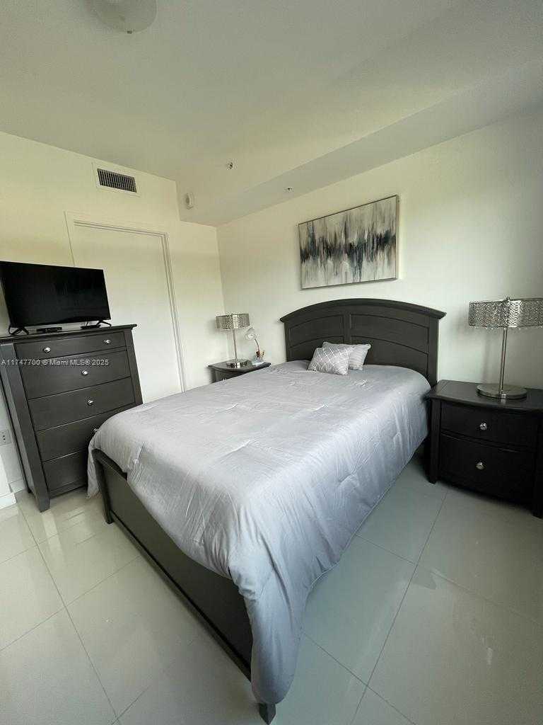 Small Image of 7875 NORTH WEST 107TH AVE #216, Doral Number 16