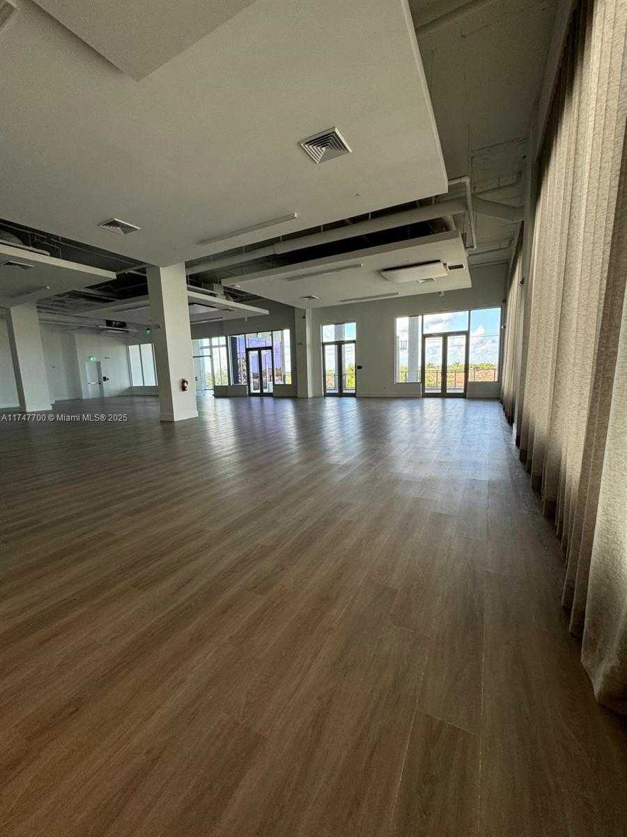 Small Image of 7875 NORTH WEST 107TH AVE #216, Doral Number 23