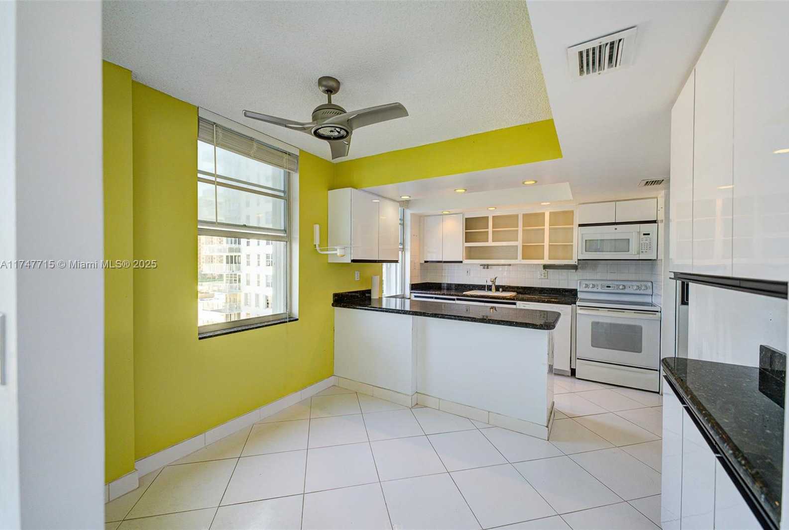 Small Image of 301 174TH ST #618, Sunny Isles Beach Number 16