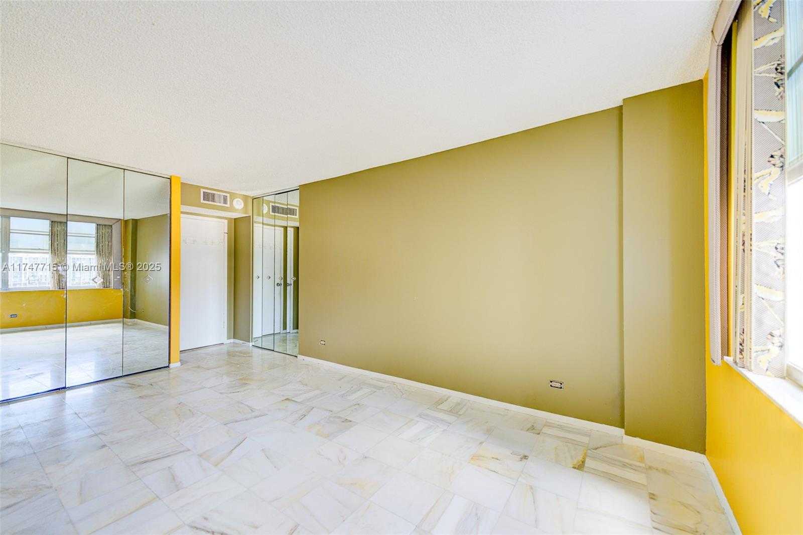 Small Image of 301 174TH ST #618, Sunny Isles Beach Number 26
