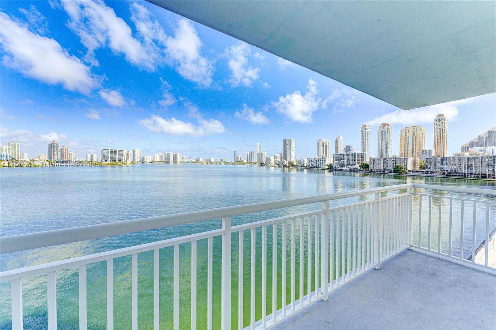 Small Image of 301 174TH ST #618, Sunny Isles Beach Number 8