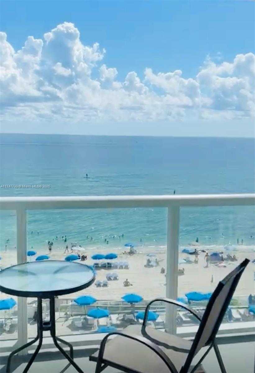 Small Image of 19201 COLLINS AVE #512, Sunny Isles Beach Number 4