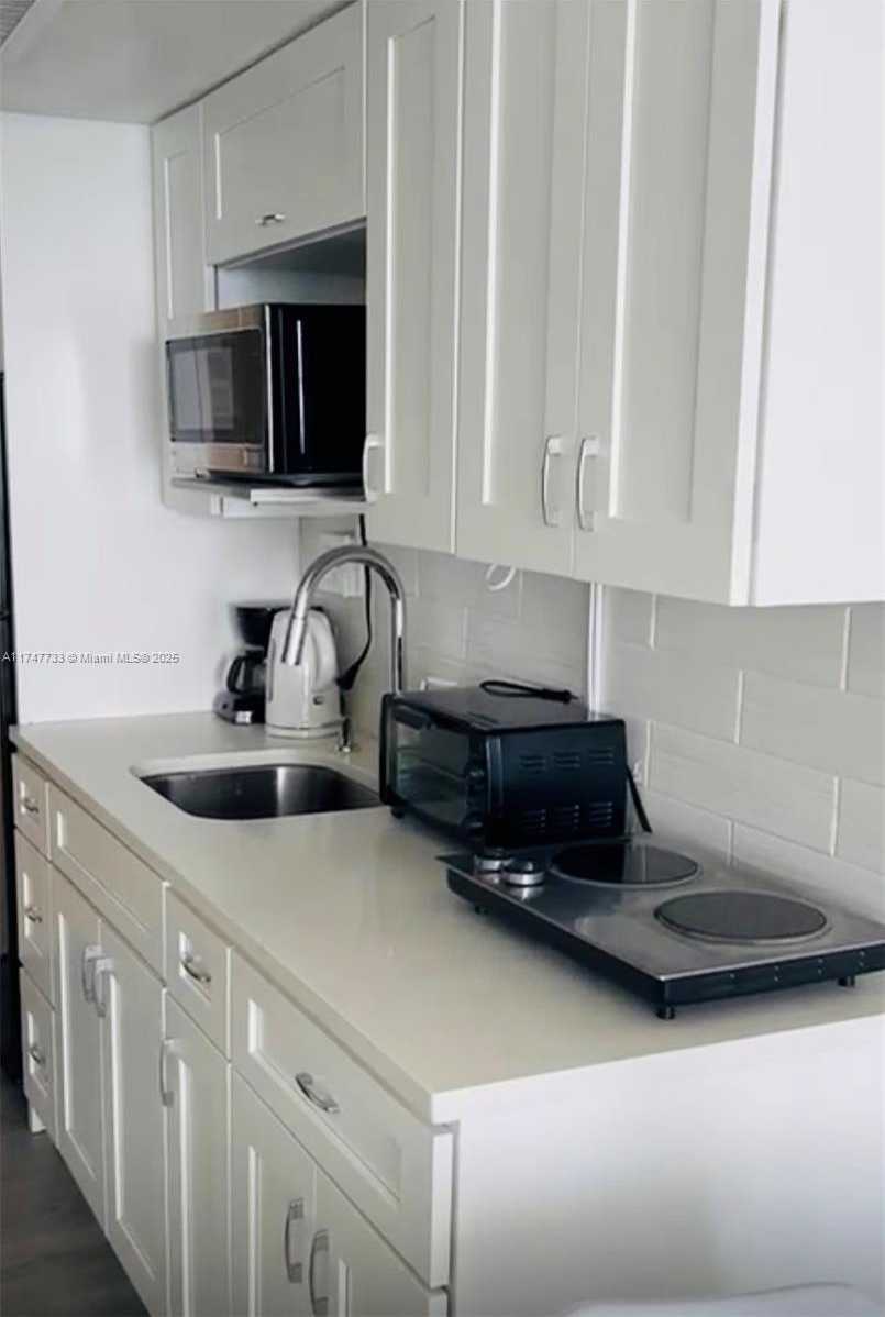 Small Image of 19201 COLLINS AVE #512, Sunny Isles Beach Number 8