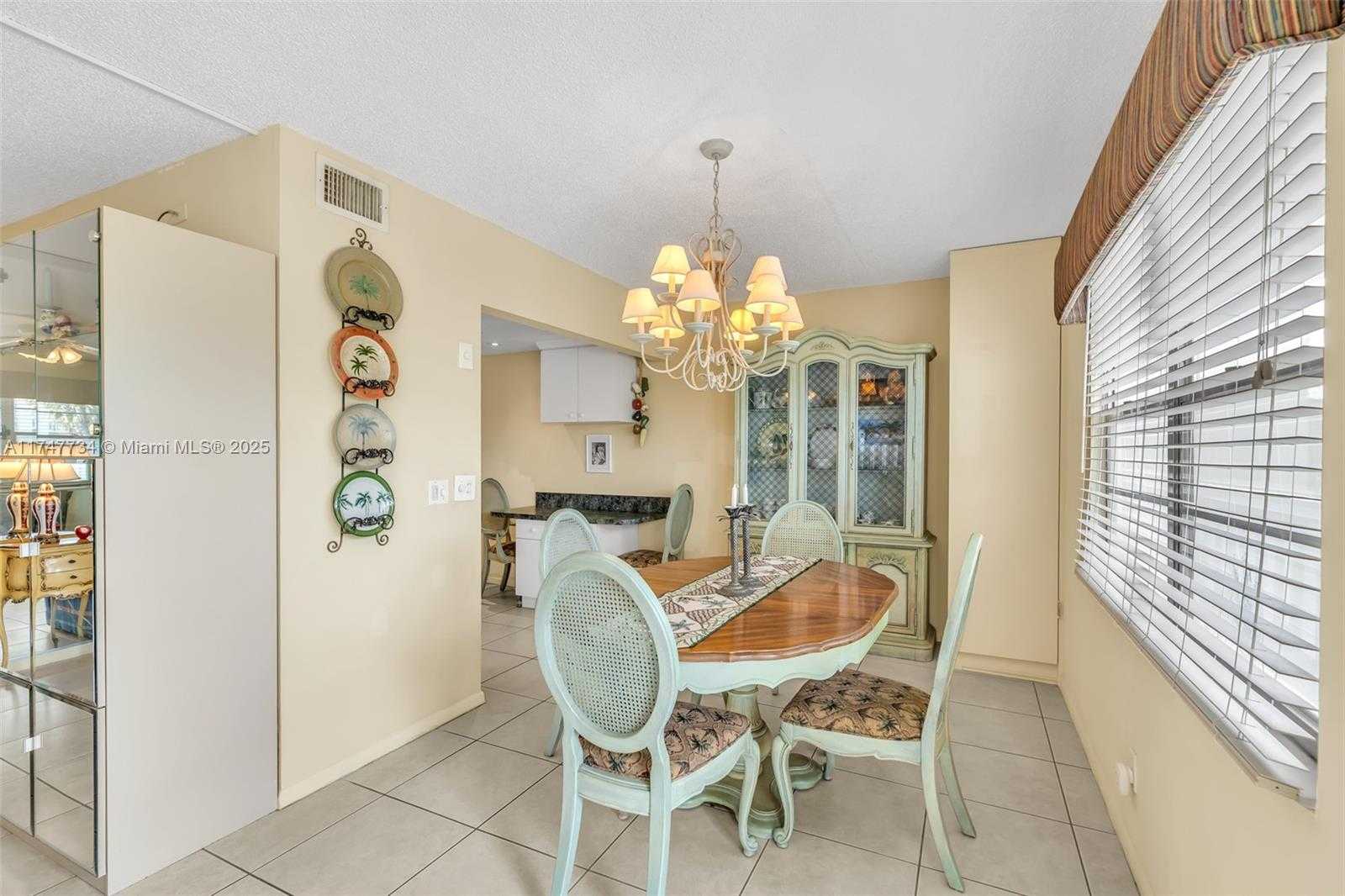Small Image of 250 GRANTHAM C #250, Deerfield Beach Number 16