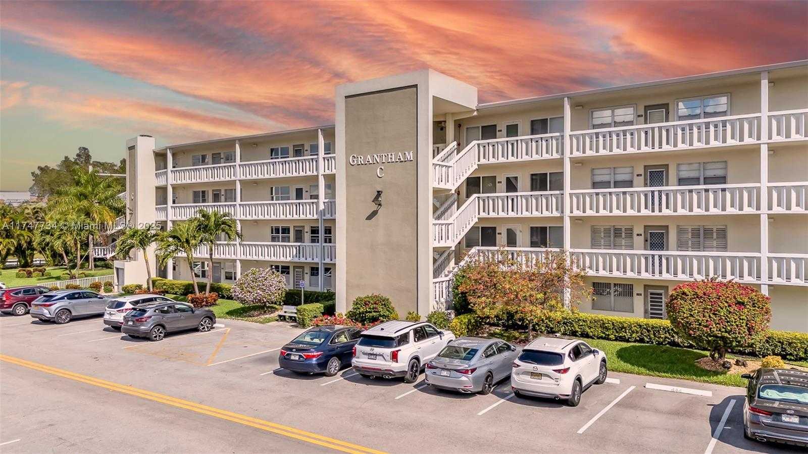 Small Image of 250 GRANTHAM C #250, Deerfield Beach Number 2