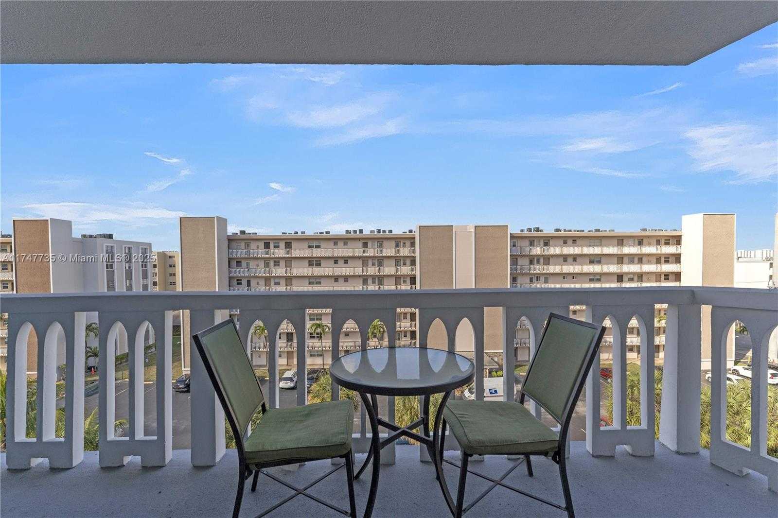 Small Image of 401 NORTH EAST 14TH AVE #603, Hallandale Beach Number 25