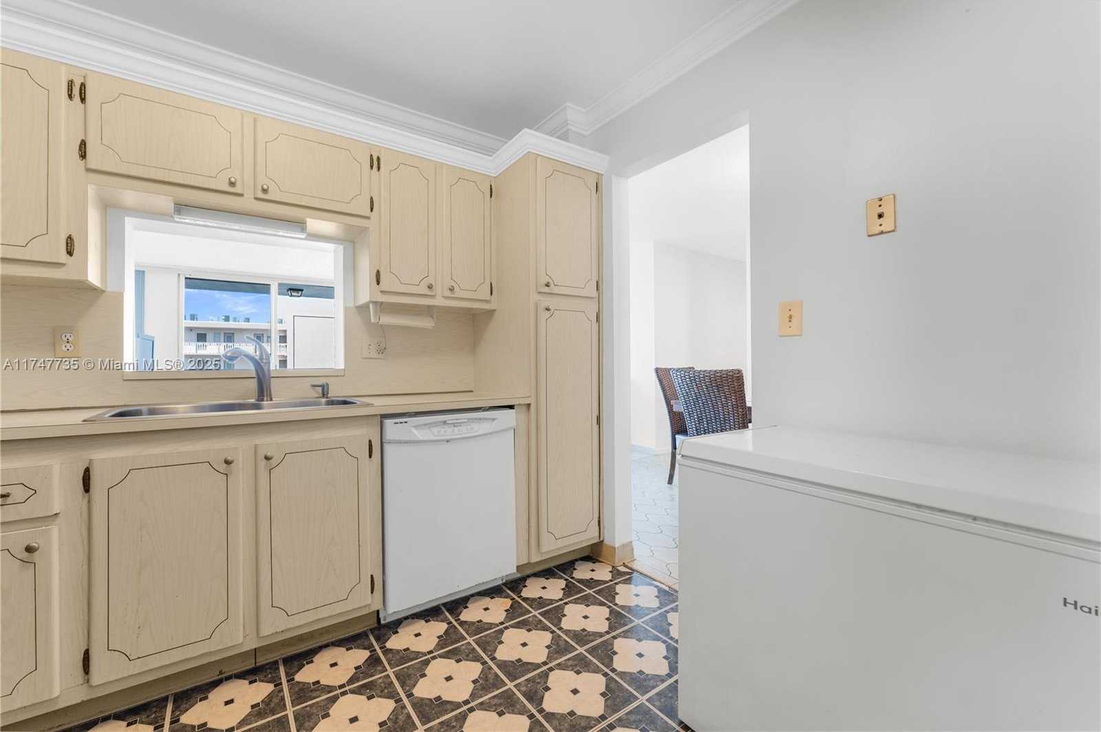 Small Image of 401 NORTH EAST 14TH AVE #603, Hallandale Beach Number 7