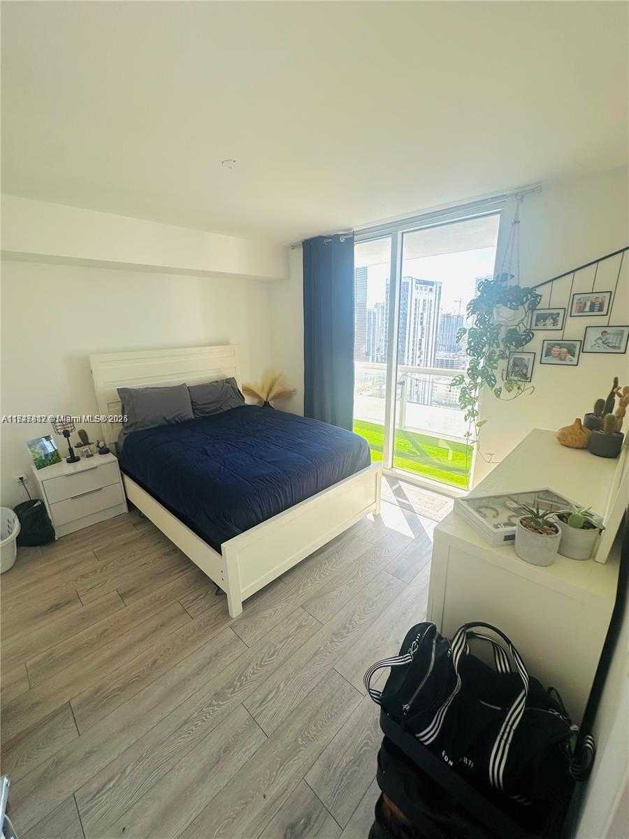 Small Image of 50 BISCAYNE BLVD #3505, Miami Number 6