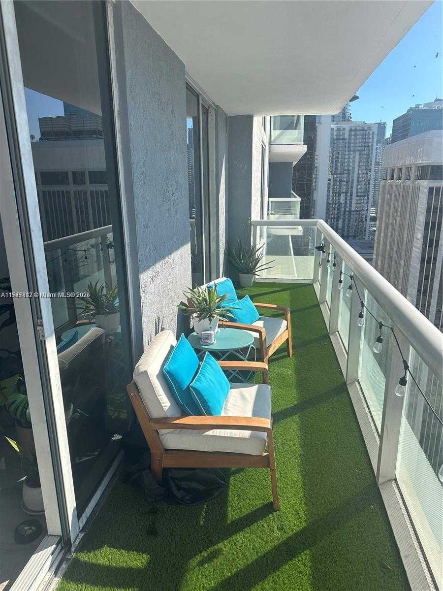 Small Image of 50 BISCAYNE BLVD #3505, Miami Number 9