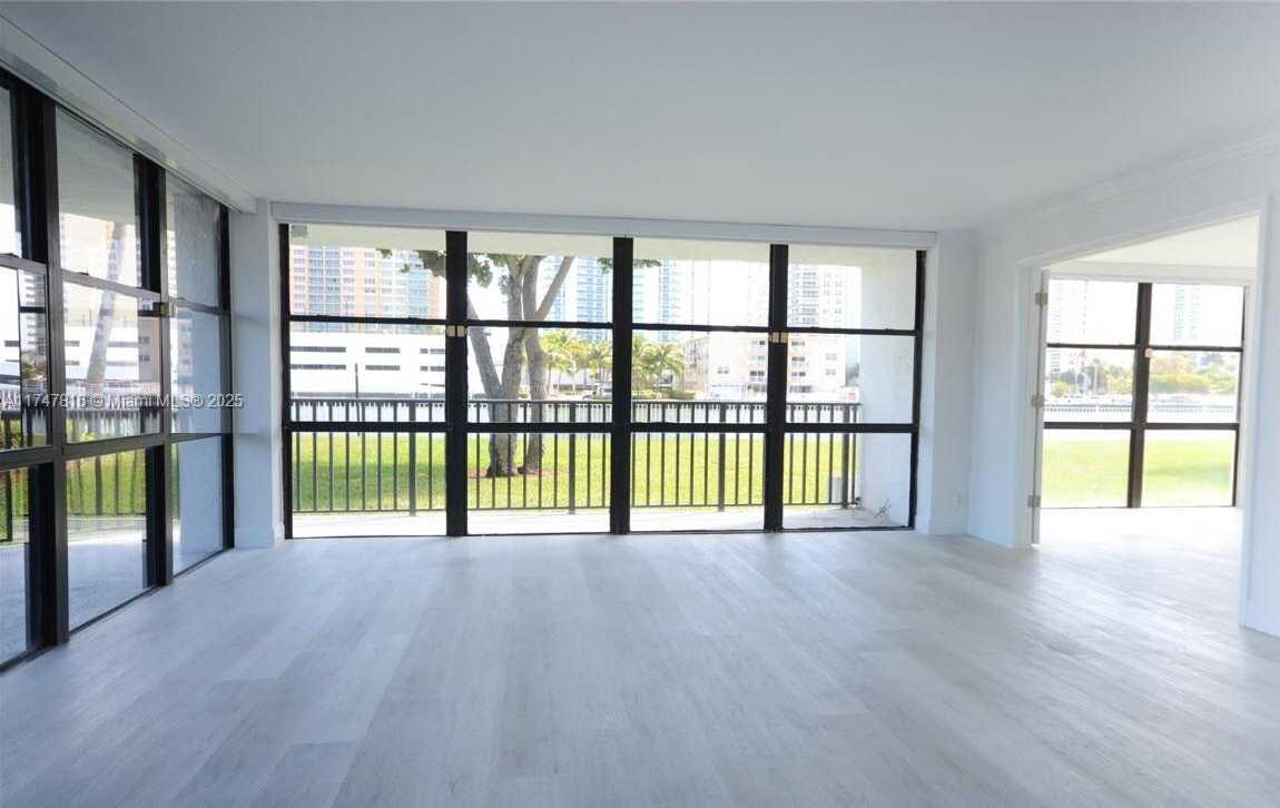 Small Image of 1000 PARKVIEW DR #121, Hallandale Beach Number 2
