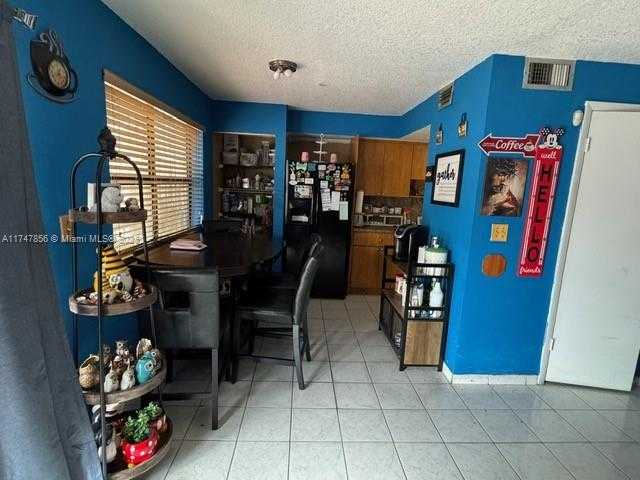 Small Image of 5302 WEST 26TH AVE #101, Hialeah Number 8