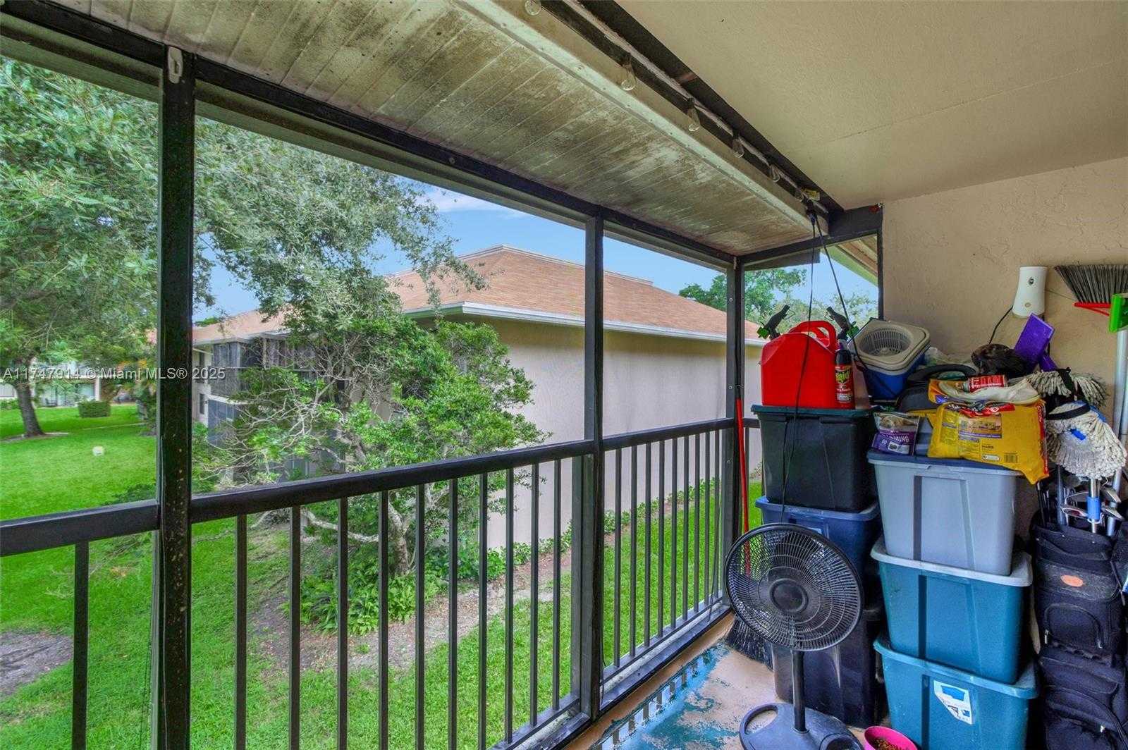 Small Image of 5841 WASHINGTON ST #62, Hollywood Number 20
