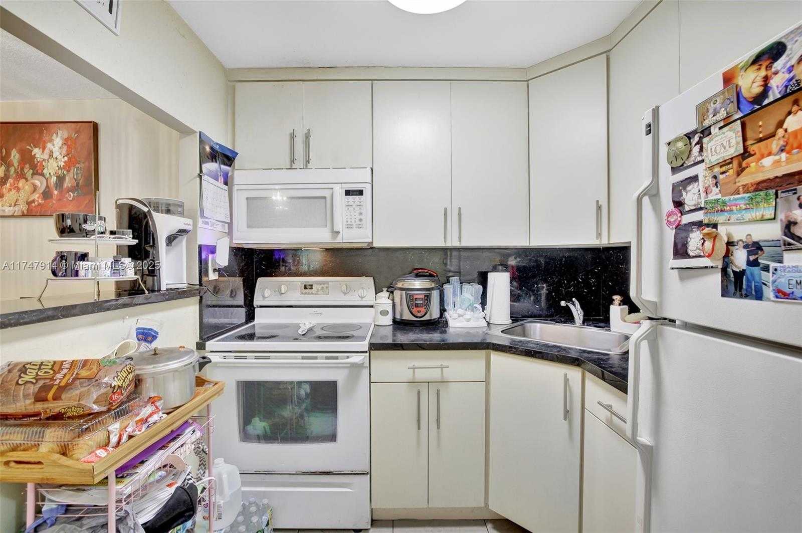 Small Image of 5841 WASHINGTON ST #62, Hollywood Number 8