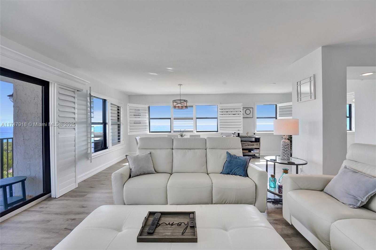 Small Image of 1201 SOUTH OCEAN DR #701S, Hollywood Number 2