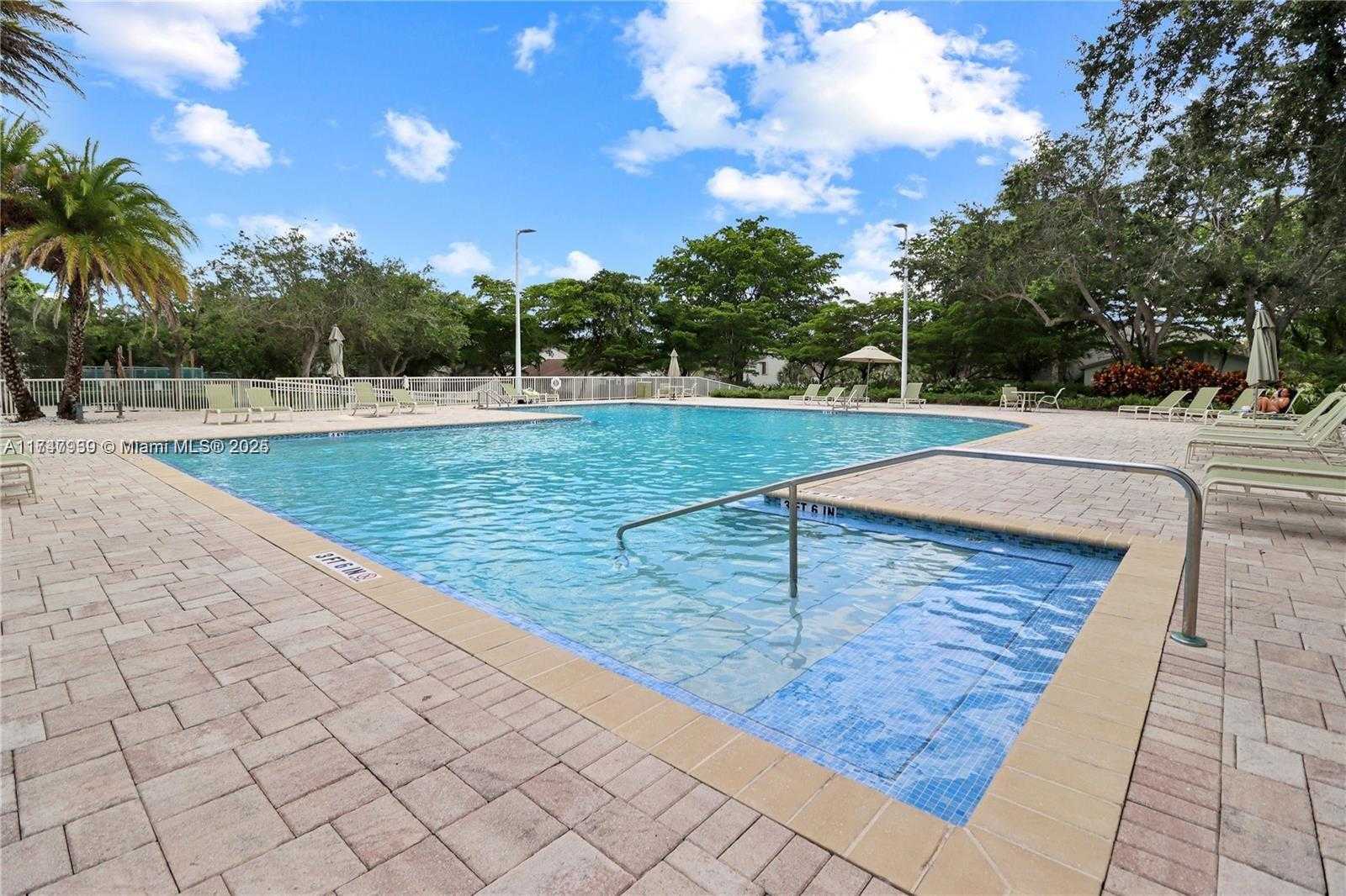 Small Image of 10661 SOUTH WEST 113TH PL #94C, Miami Number 18