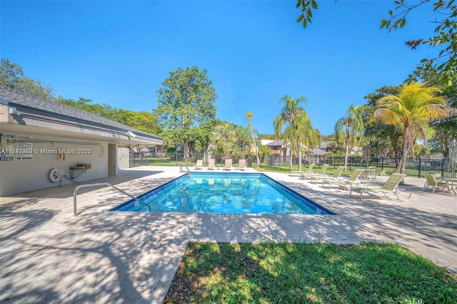 Small Image of 10661 SOUTH WEST 113TH PL #94C, Miami Number 24