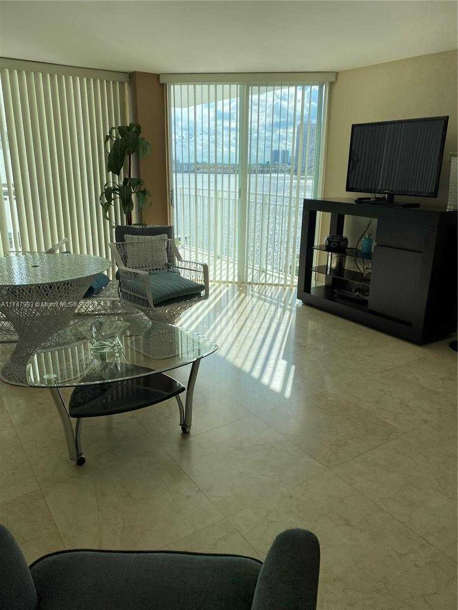 Small Image of 18000 NORTH BAY RD #601, Sunny Isles Beach Number 14