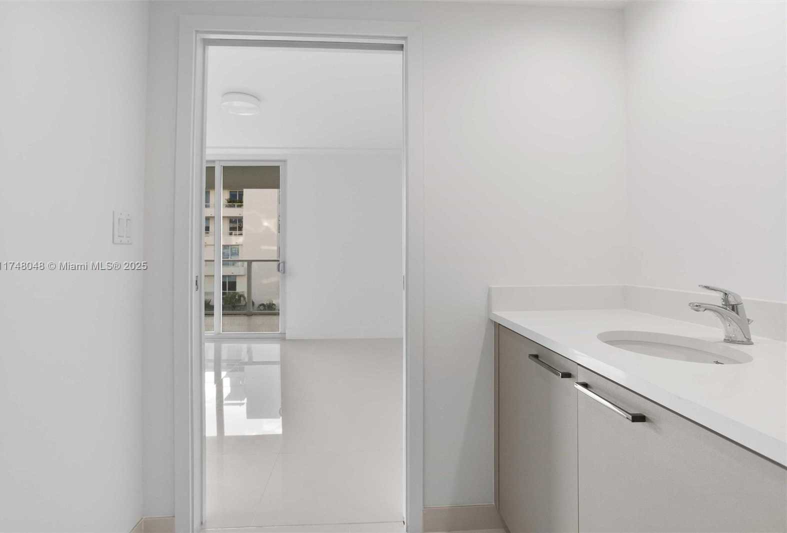 Small Image of 1150 101ST ST #402, Bay Harbor Islands Number 16